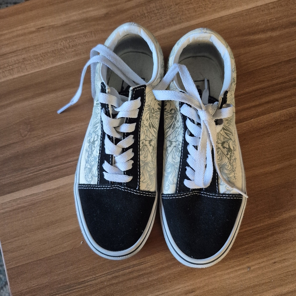 Vans old skool skate shoes sz 4  (wmns 5.5)